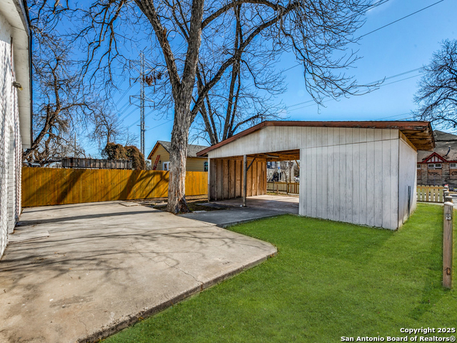 214 W Huff Ave Property Photo 22