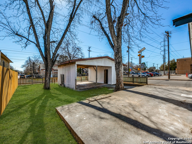 214 W Huff Ave Property Photo 24