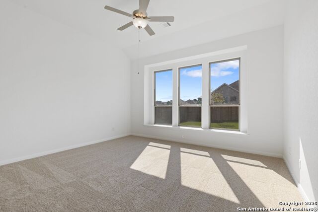 5724 Emmett Street Property Photo 15