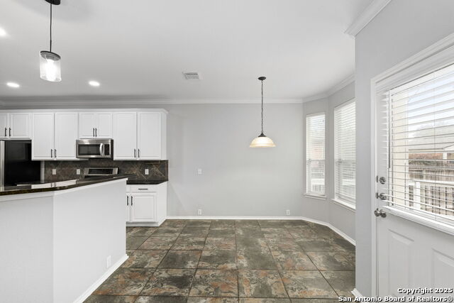 4524 Meadow Creek Property Photo 9