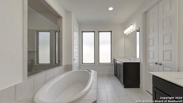 1347 Azul Way Property Photo 21