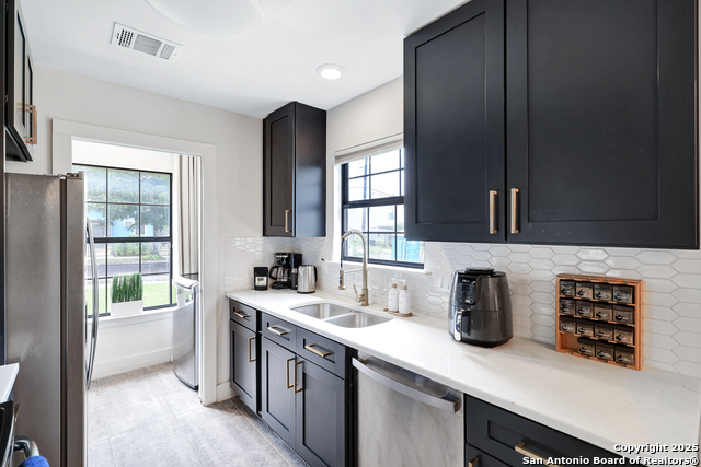 225 Utah Property Photo 12