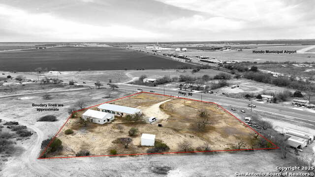 2903 Highway 90 Property Photo 5