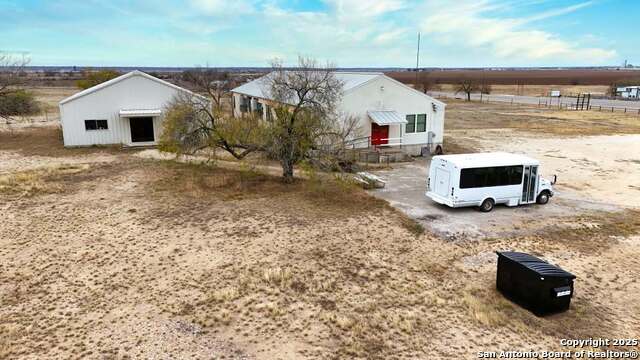2903 Highway 90 Property Photo 7