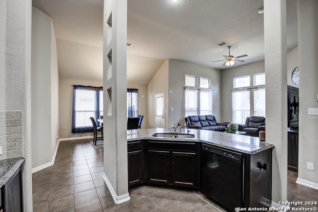 8811 Falcon Park Property Photo 10