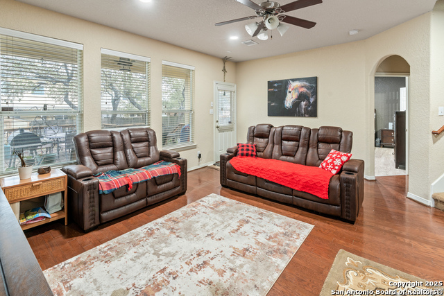 918 Siena View Property Photo 7