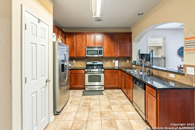 918 Siena View Property Photo 8