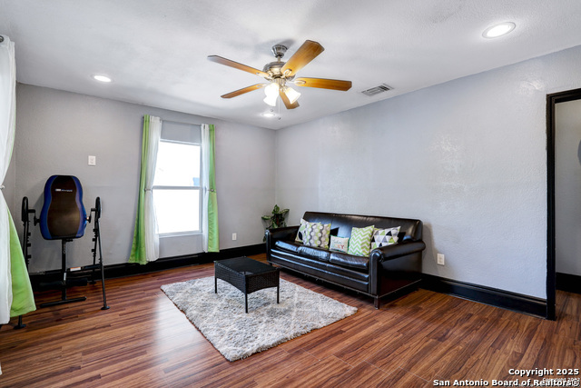351 Ware Blvd Property Photo