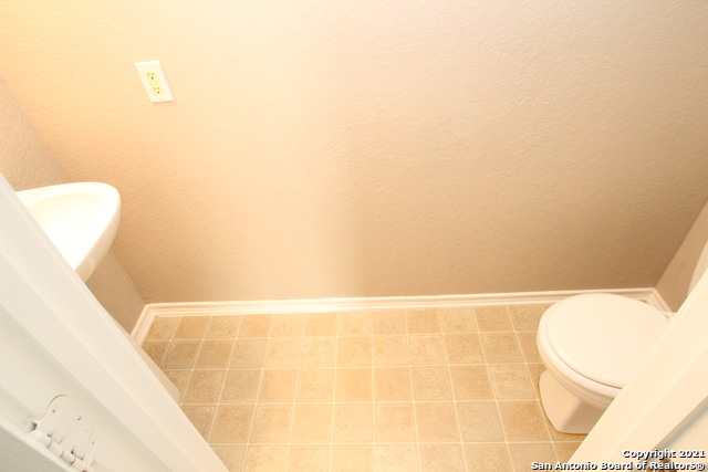 9715 Amber Ledge Property Photo 14