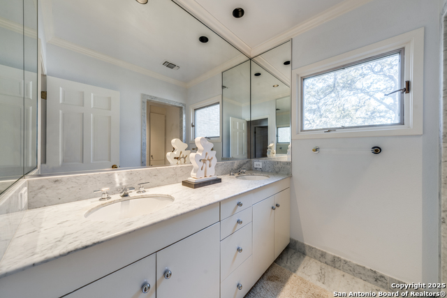 204 Castle Gardens Property Photo 32