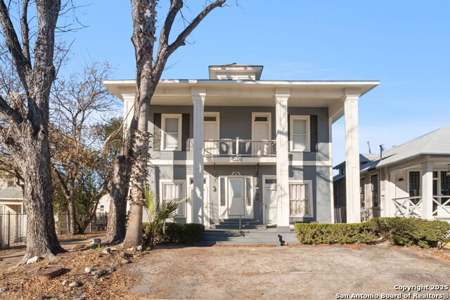 1613 Mccullough Ave Property Photo 1