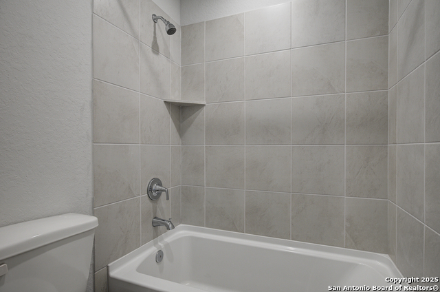 9958 Forestier Grn Property Photo 21