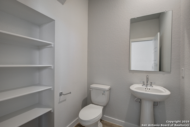 12607 Spike Heights Property Photo 4