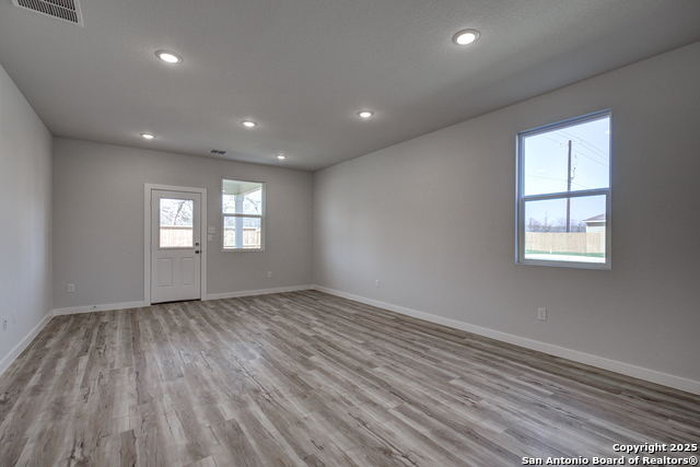 12607 Spike Heights Property Photo 9