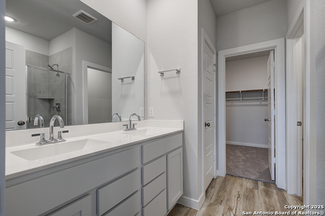 12607 Spike Heights Property Photo 14