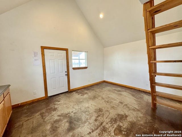 573 Texas 97 Property Photo 5