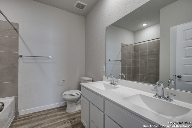 9954 Forestier Green Property Photo 20
