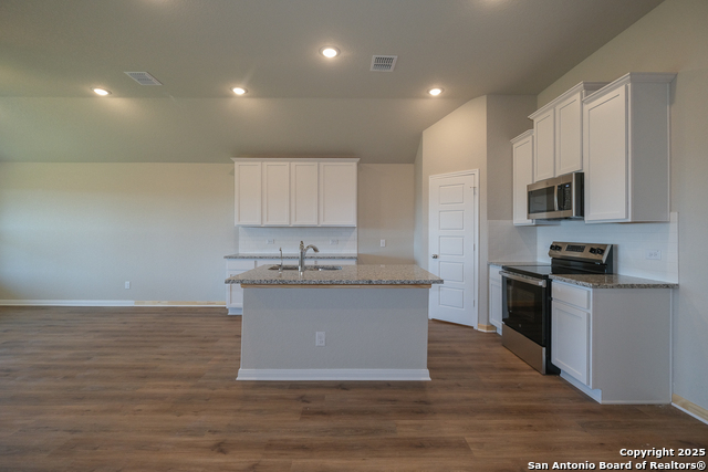 1652 Quiet Teal Property Photo 2