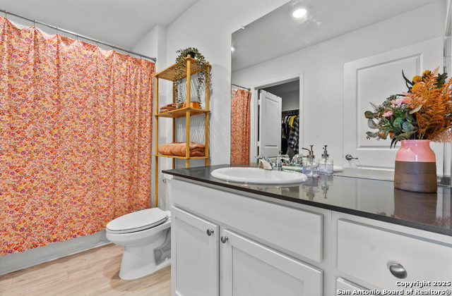 4426 Grassland Pass Property Photo 17