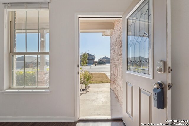 2421 Mccrae Property Photo 6