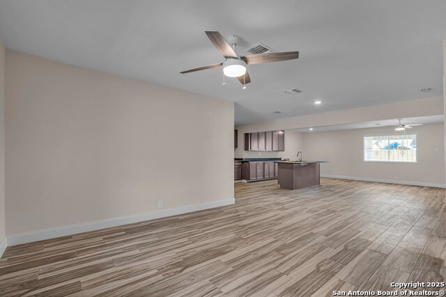 810 Green Park Property Photo 3