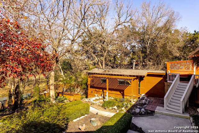 1385 Edwards Blvd Property Photo 35