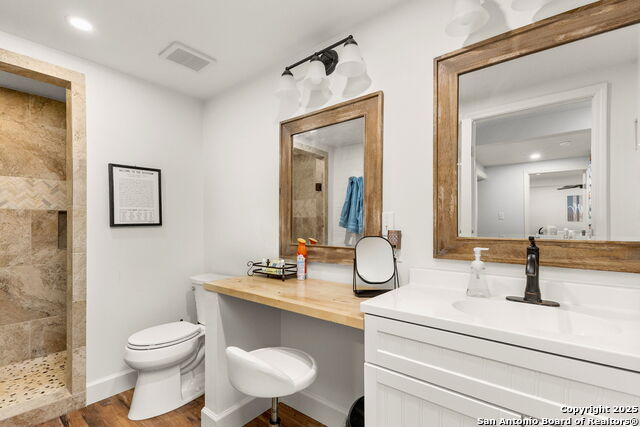 1385 Edwards Blvd Property Photo 44