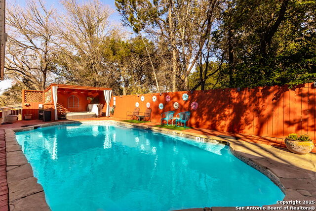 1385 Edwards Blvd Property Photo 48