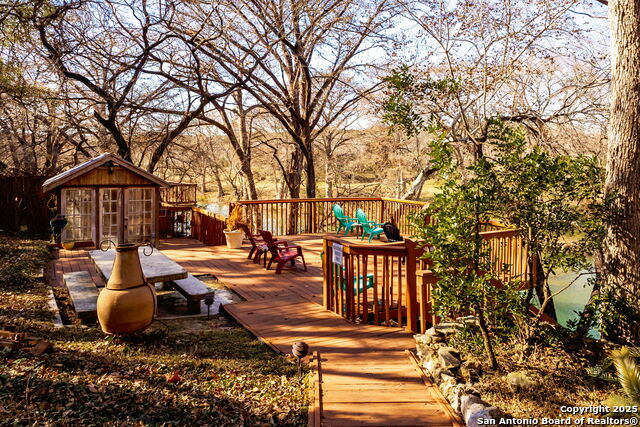 1385 Edwards Blvd Property Photo 50
