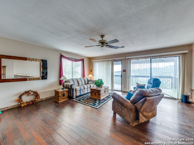 1135 Allen View Property Photo 9
