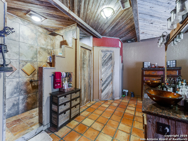 1135 Allen View Property Photo 17