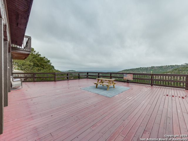 1135 Allen View Property Photo 22