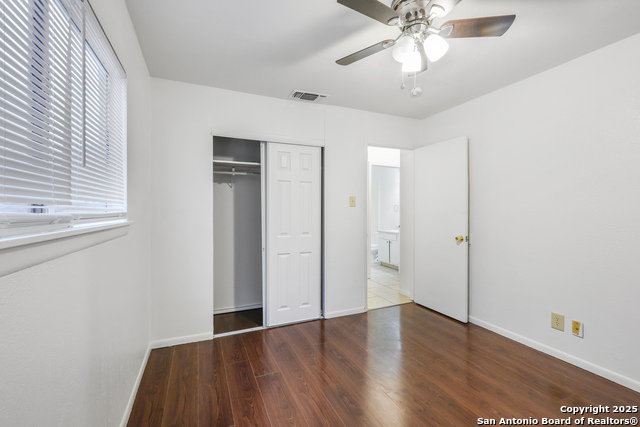5811 Thornwood Property Photo 11
