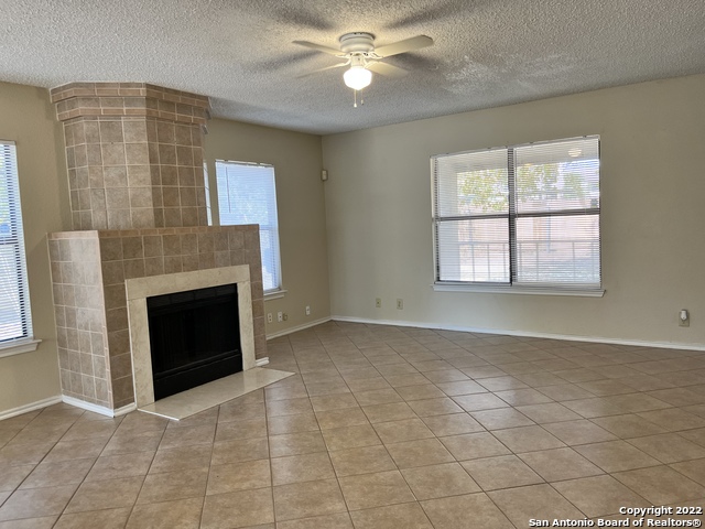 7807 Ruby Meadows Property Photo 4