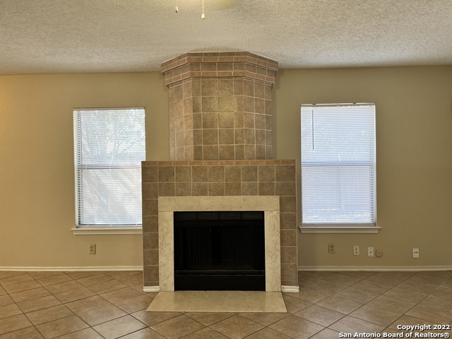 7807 Ruby Meadows Property Photo 5