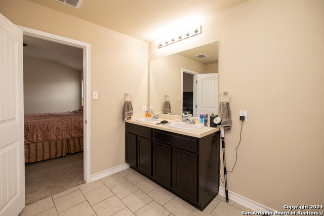 8935 Mustang Pass Property Photo 20