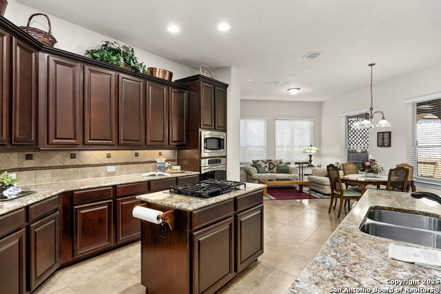 18522 Golden Maize Property Photo 19