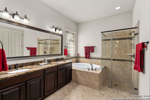 18522 Golden Maize Property Photo 24