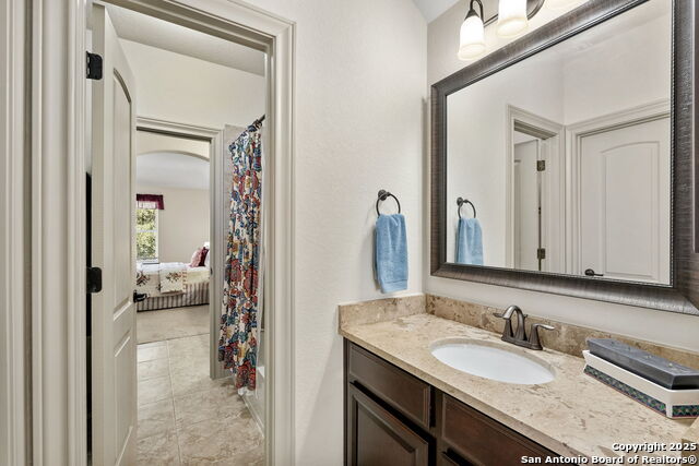 18522 Golden Maize Property Photo 32