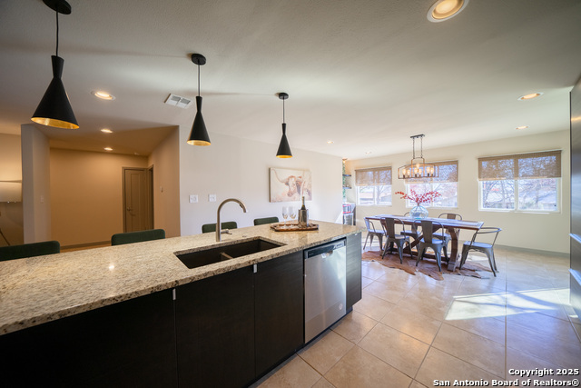 2718 Belvoir Dr Property Photo 12
