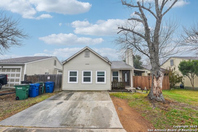 6364 Village Clb Property Photo