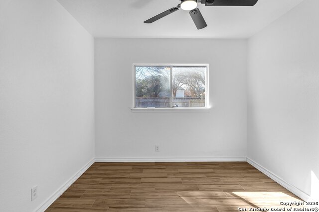 9506 Diamond Cliff Property Photo 14