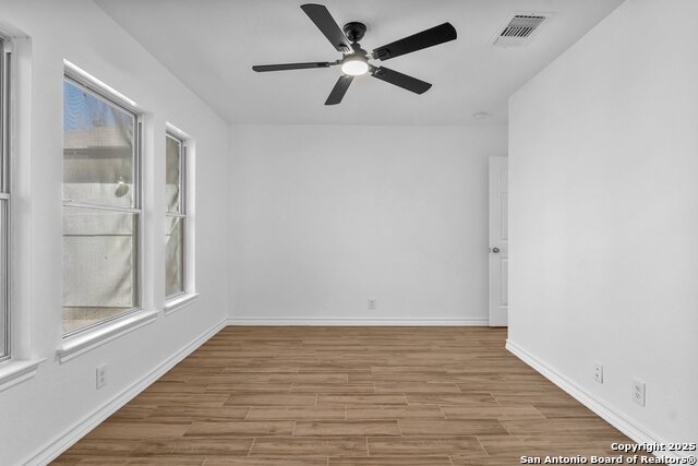 9506 Diamond Cliff Property Photo 18