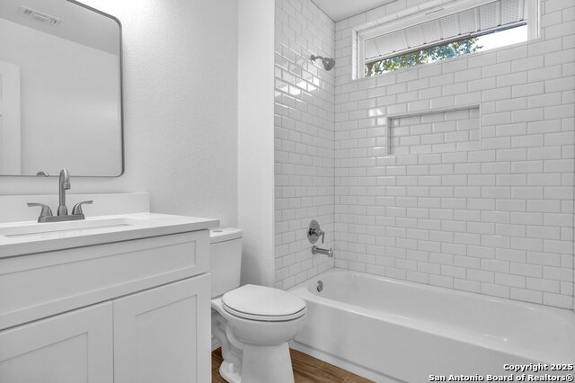 9506 Diamond Cliff Property Photo 20