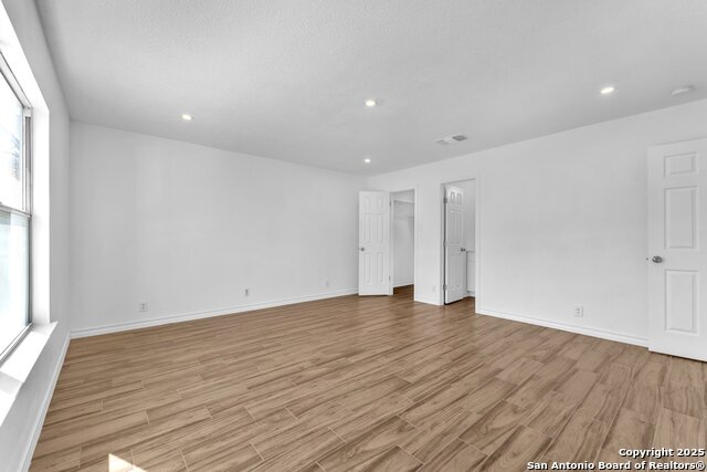 9506 Diamond Cliff Property Photo 27