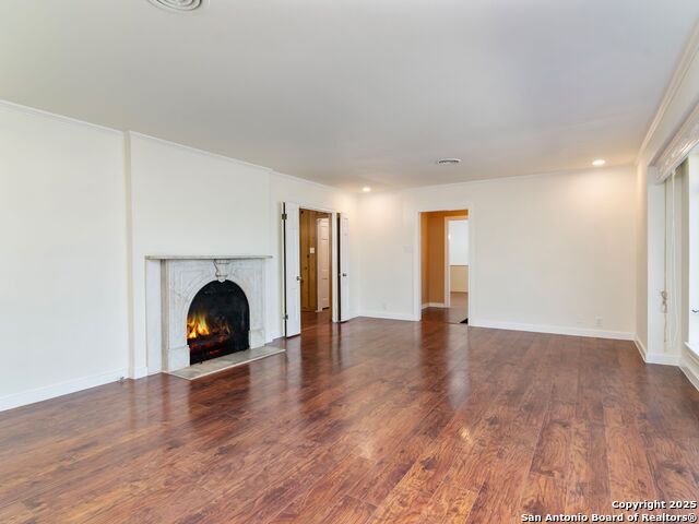 306 Zornia Dr Property Photo 7