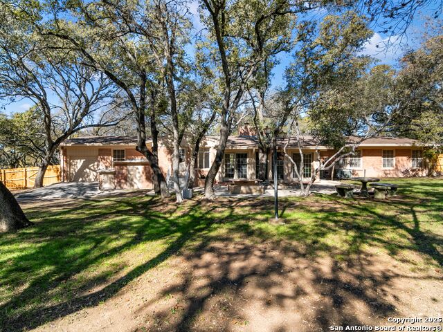 306 Zornia Dr Property Photo 29