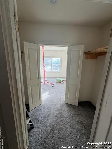 1409 Flanders Ave Property Photo 6