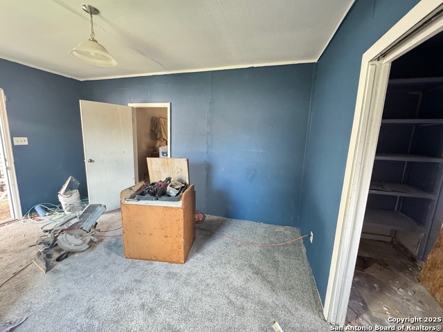1409 Flanders Ave Property Photo 10