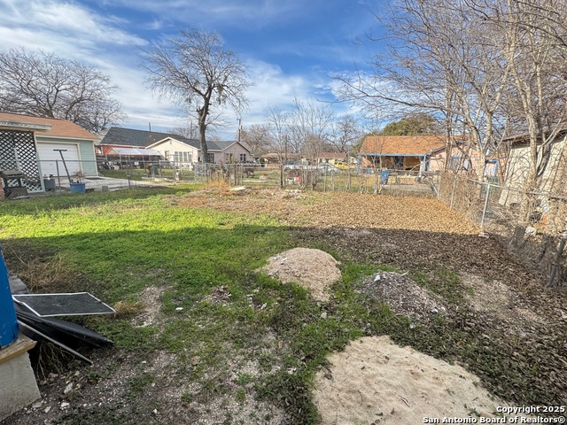 1409 Flanders Ave Property Photo 14